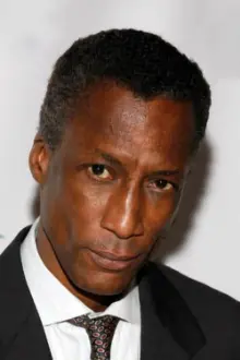 Michael Wright como: Eddie