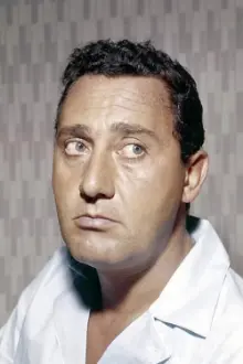 Alberto Sordi como: Alberto