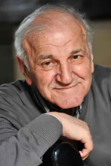 Velimir Živojinović como: Svetolik Trpković zvani Pufta kasapin