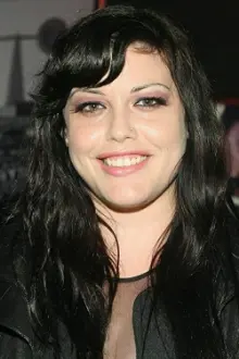 Mia Tyler como: Mia