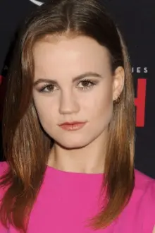 Mackenzie Lintz como: Rachel