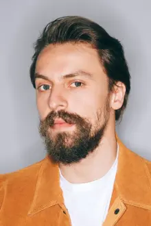 Metin Akdülger como: Orkun Civanoglu