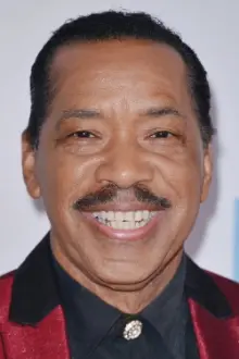 Obba Babatundé como: Host