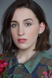 Harley Quinn Smith como: Colleen McKenzie