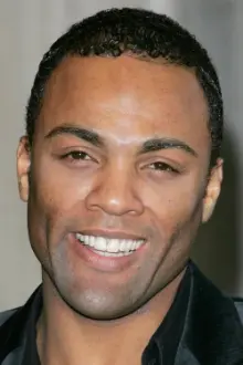 Ray Fearon como: Mark Anthony