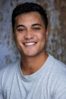 James Rolleston como: Jordan