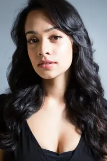 Devika Bhise como: Sammi