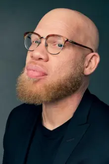 Marvin 'Krondon' Jones III como: Orderly