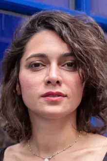 Pegah Ahangarani como: Atena