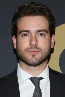 Pablo Lyle como: Alonso Ferrer