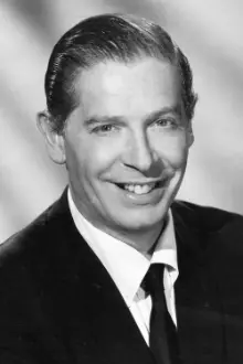 Milton Berle como: Self - Roastee (archive footage)