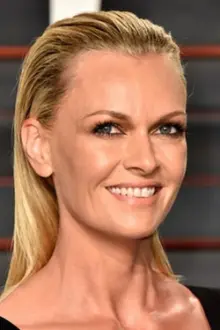 Sarah Murdoch como: Candy