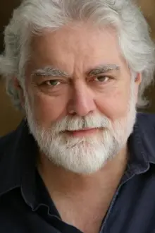 Gunnar Hansen como: Dr. Kildare