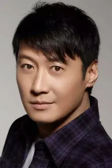 Leon Lai Ming como: Dr Zhou Qian