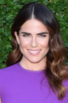 Karla Souza como: Layla (Adult)