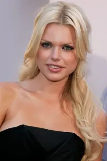 Sophie Monk como: Andy