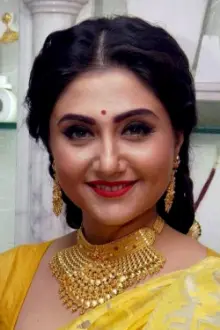 Swastika Mukherjee como: Dolly Mehra