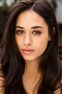 Jeanine Mason como: Liz Ortecho