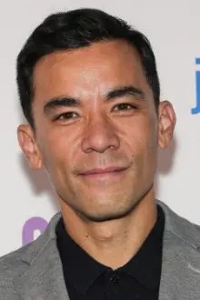 Conrad Ricamora como: Will