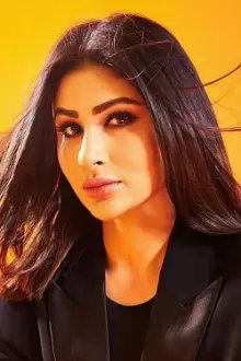 Mouni Roy como: Rukmini Mehta