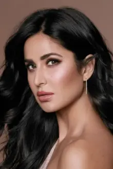 Katrina Kaif como: Nikki