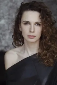 Emanuela Fanelli como: Luana Pericoli