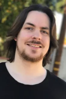 Arin Hanson como: Koyote Kevin (voice)