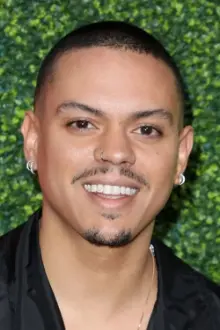 Evan Ross como: 