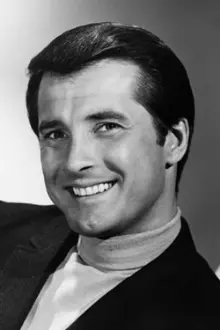 Lyle Waggoner como: Alex Martin