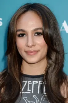 Aurora Perrineau como: Addison