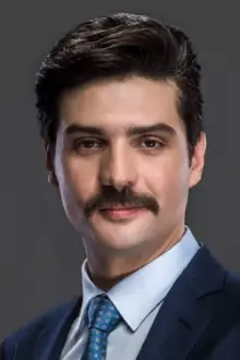 Cemal Toktas como: Turan Vardar
