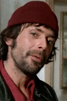 Tomas Milian como: Gino Migliacci