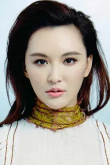 Monica Mok como: 女秘书