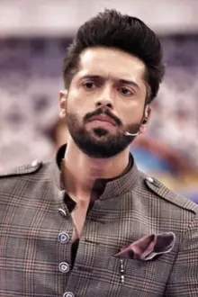 Fahad Mustafa como: Babar