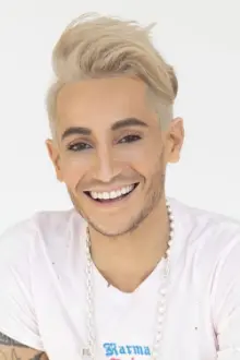 Frankie Grande como: Nico