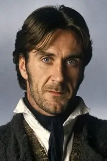 Joe McGann como: Walter Hobbs