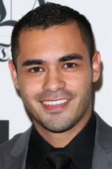 Gabriel Chavarria como: Danny Alvarez