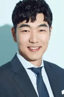 Lee Jong-hyuk como: Ha Chang-ryong