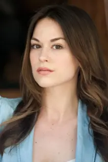 Rachel Hendrix como: Becky