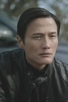 Terence Yin como: Mo Lingfei