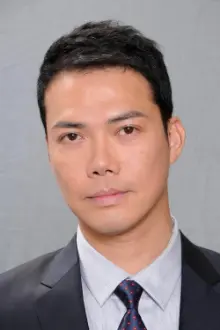 Michael Tse como: Chau Sheung Tak