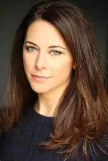 Belinda Stewart-Wilson como: Self - Narrator (voice)