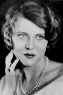 Ruth Chatterton como: Alison Drake