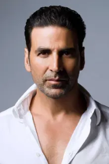 Akshay Kumar como: SI Arjan Sethi