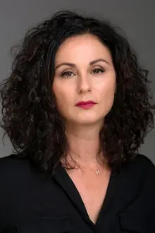 Hanna Azoulay Hasfari como: Daphna