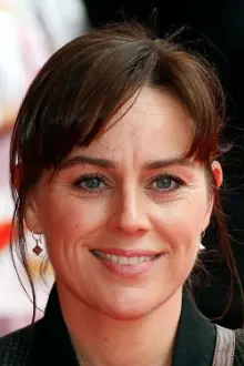 Jill Halfpenny como: Ela mesma