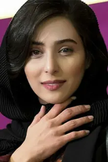 Anahita Afshar como: Nahid