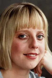 Emma Chambers como: Alice Springs Horton (née Tinker)