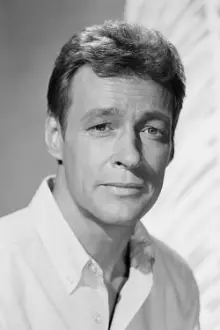 Russell Johnson como: Ele mesmo