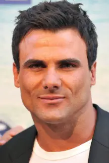 Jeremy Jackson como: Hobie Buchannon